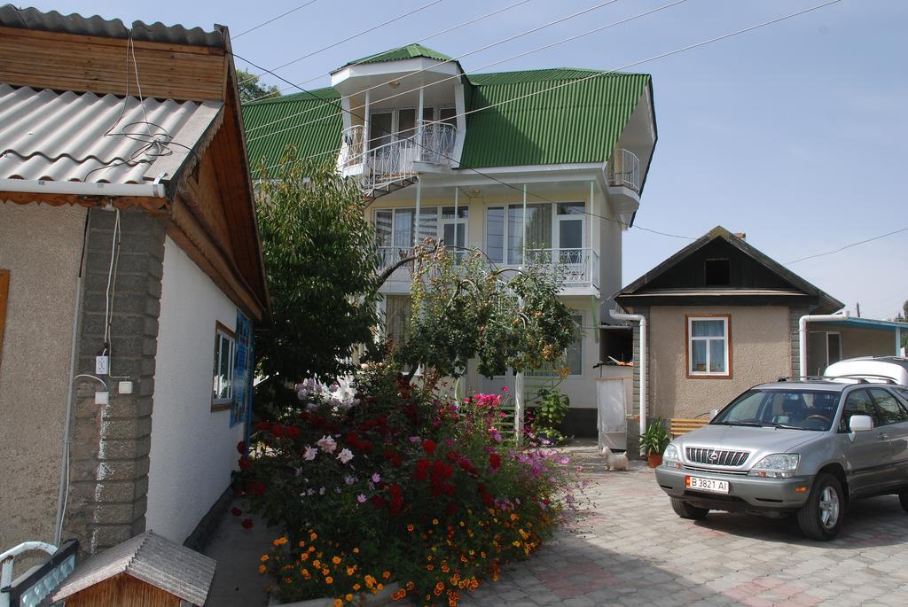 Hotel " У Татьяны" Cholpon-Ata Exteriér fotografie
